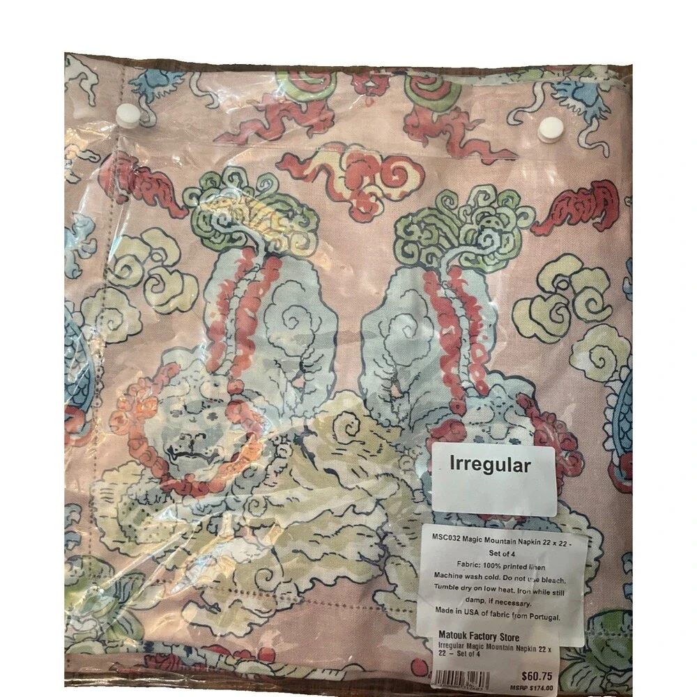 Matouk Schumacher Magic Mountain Set of 4 Napkins New Linen 22x22 Pink Foo Dogs